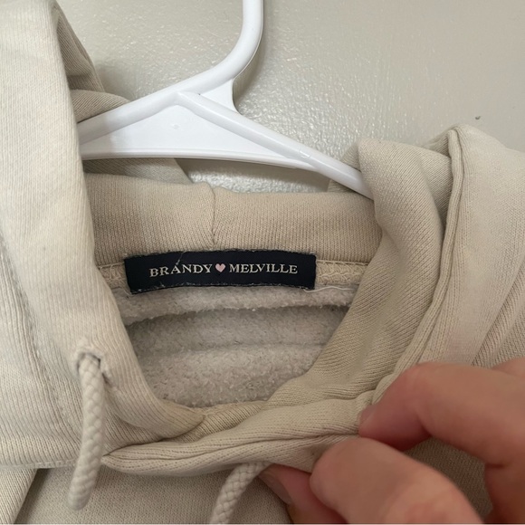 Brandy Melville Brooklyn Logo Oversized Hoodie - Picture 5 of 6